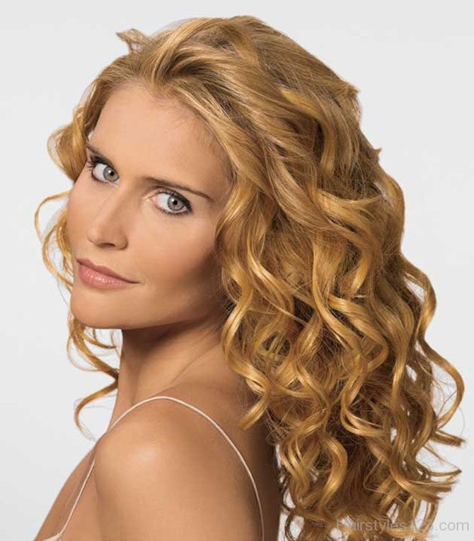 Best-Blonde-Frizzy-Hairstyle